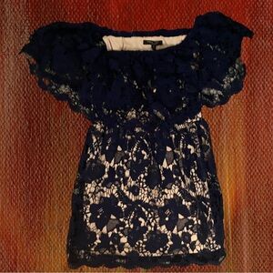 ROMEO & JULIET COUTURE Women’s Navy Lace Dress